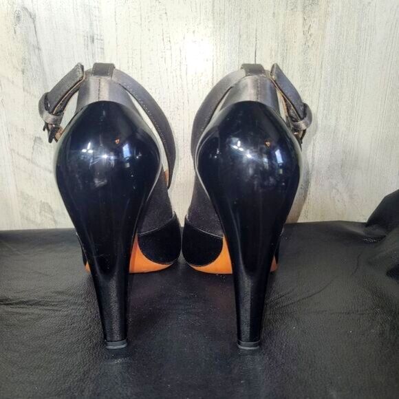 Alaia Patent Leather Heels - Picture 12 of 15